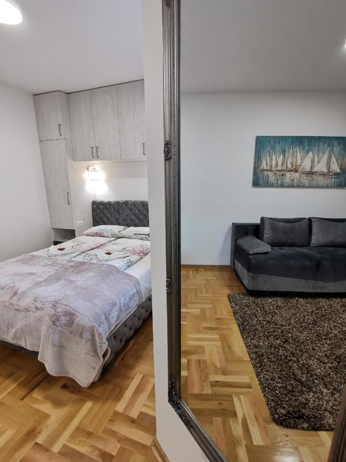Apartman Centar 3 Užice Esterno foto